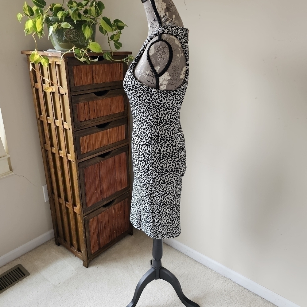 Kardashian Kollection Keyhole Cheetah Print Bodycon Dress XS - Picture 3 of 6